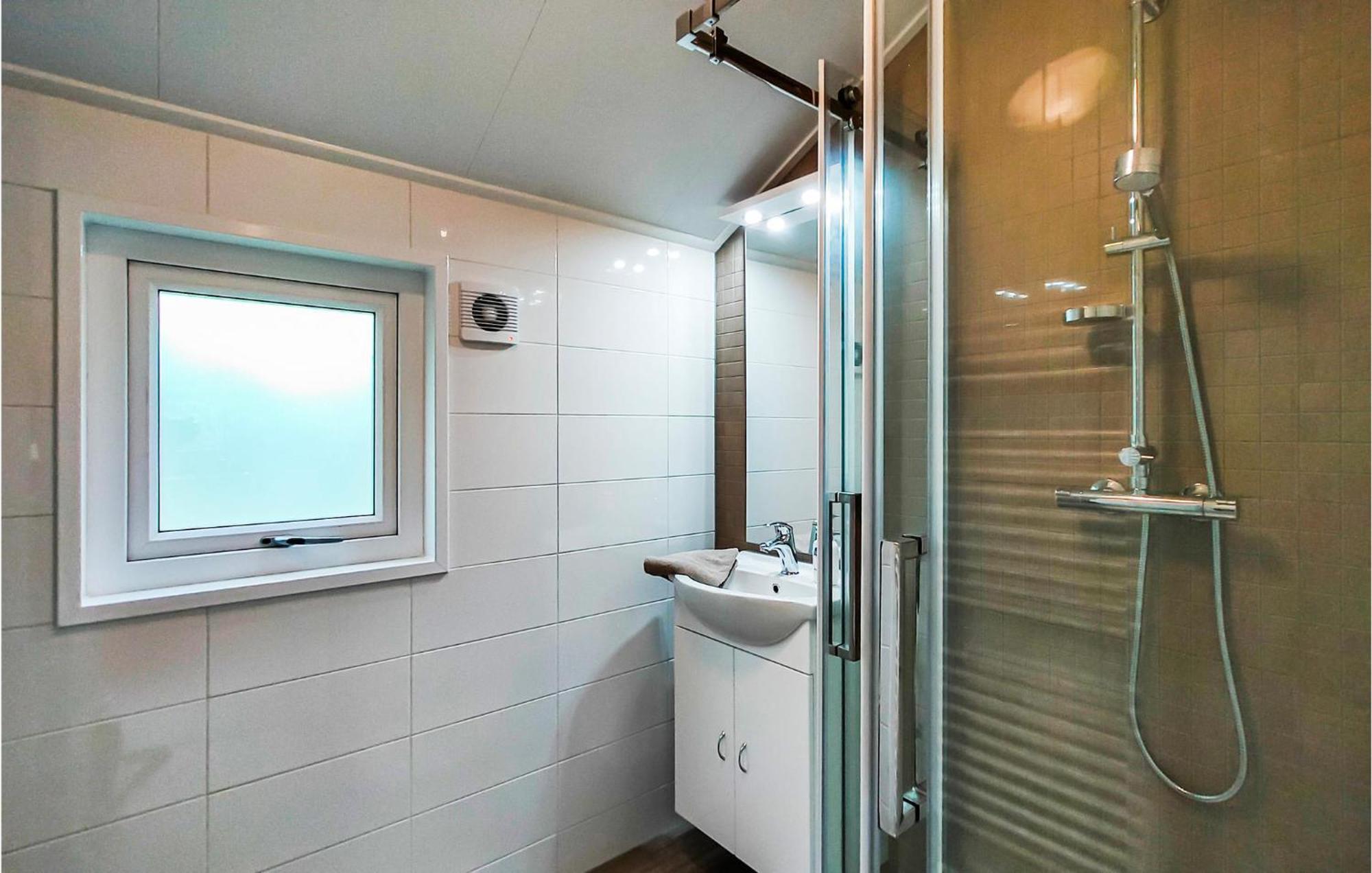 Chalet 49 Oosterwolde  Bagian luar foto